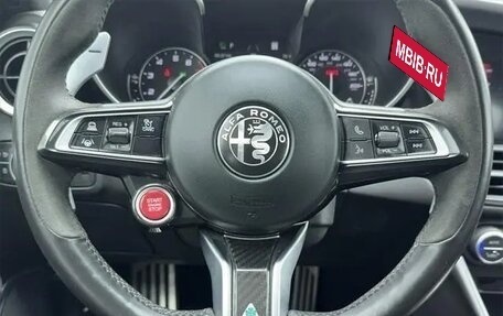 Alfa Romeo Giulia II, 2021 год, 5 812 392 рублей, 16 фотография