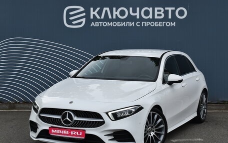 Mercedes-Benz A-Класс, 2020 год, 2 850 000 рублей, 1 фотография