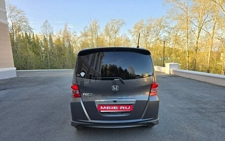 Honda Freed I, 2010 год, 950 000 рублей, 5 фотография