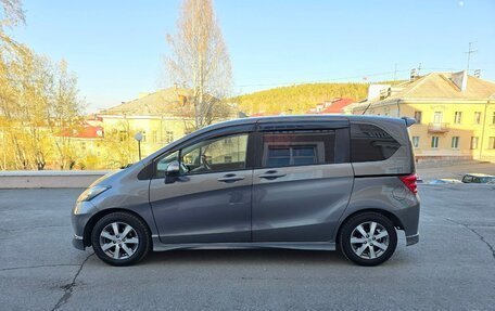 Honda Freed I, 2010 год, 950 000 рублей, 8 фотография