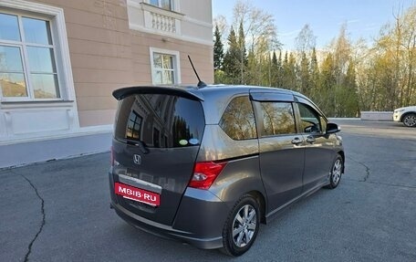 Honda Freed I, 2010 год, 950 000 рублей, 7 фотография