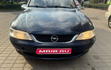 Opel Vectra B рестайлинг, 1999 год, 255 000 рублей, 1 фотография