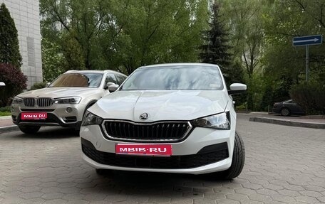 Skoda Rapid II, 2021 год, 1 400 000 рублей, 1 фотография