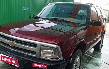 Chevrolet Blazer II рестайлинг, 1997 год, 380 000 рублей, 1 фотография