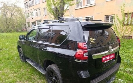 Toyota Land Cruiser Prado 150 рестайлинг 2, 2013 год, 3 620 000 рублей, 6 фотография