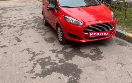 Ford Fiesta, 2015 год, 850 000 рублей, 9 фотография