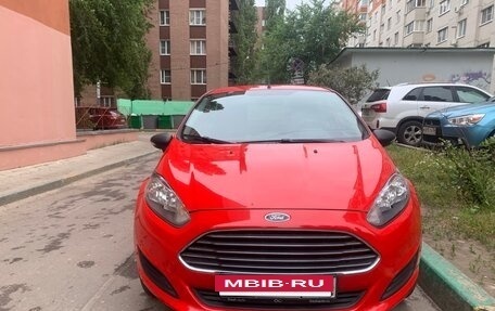 Ford Fiesta, 2015 год, 850 000 рублей, 10 фотография