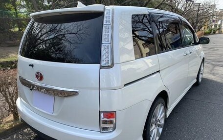 Toyota ISis I, 2016 год, 1 049 000 рублей, 4 фотография