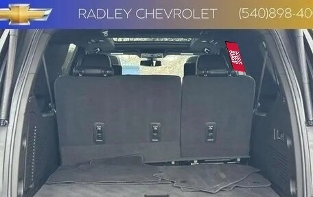 Chevrolet Suburban, 2021 год, 7 907 357 рублей, 5 фотография