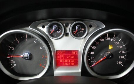 Ford Focus II рестайлинг, 2010 год, 700 000 рублей, 16 фотография