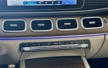 Mercedes-Benz GLS, 2022 год, 8 050 000 рублей, 15 фотография