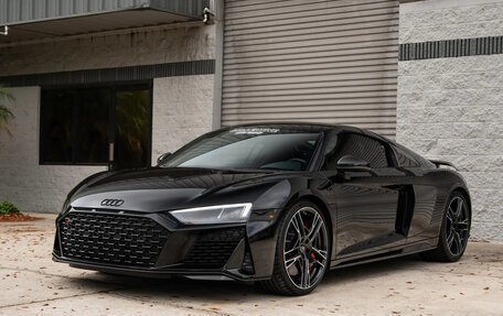 Audi R8, 2023 год, 25 200 000 рублей, 2 фотография