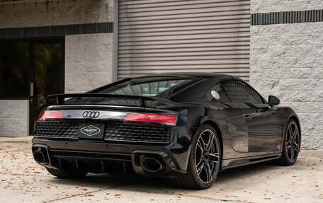 Audi R8, 2023 год, 25 200 000 рублей, 8 фотография