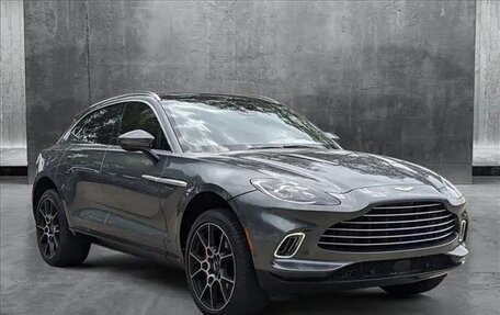 Aston Martin DBX I, 2022 год, 13 800 000 рублей, 3 фотография