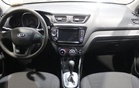 KIA Rio III рестайлинг, 2013 год, 832 000 рублей, 9 фотография