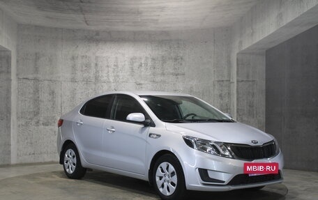 KIA Rio III рестайлинг, 2013 год, 832 000 рублей, 3 фотография