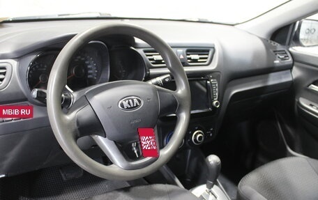 KIA Rio III рестайлинг, 2013 год, 832 000 рублей, 10 фотография