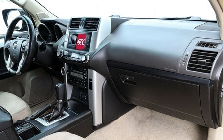 Toyota Land Cruiser Prado 150 рестайлинг 2, 2013 год, 2 780 000 рублей, 10 фотография