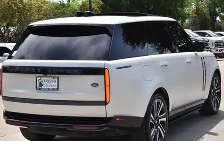 Land Rover Range Rover IV рестайлинг, 2023 год, 12 200 000 рублей, 10 фотография