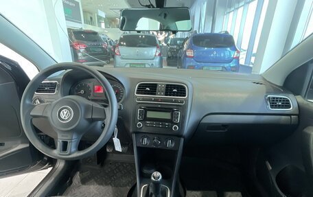 Volkswagen Polo VI (EU Market), 2012 год, 775 000 рублей, 11 фотография