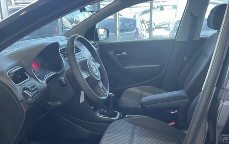 Volkswagen Polo VI (EU Market), 2012 год, 775 000 рублей, 13 фотография