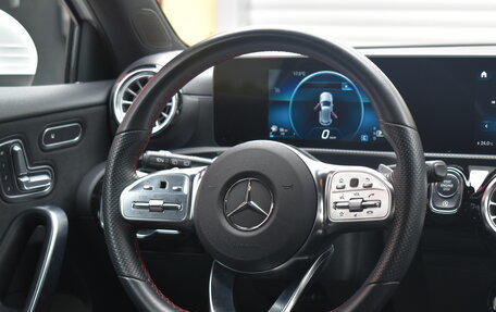 Mercedes-Benz A-Класс, 2020 год, 2 850 000 рублей, 14 фотография