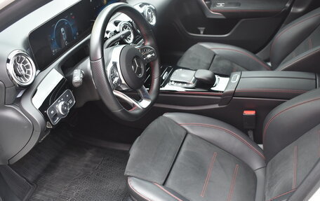Mercedes-Benz A-Класс, 2020 год, 2 850 000 рублей, 10 фотография