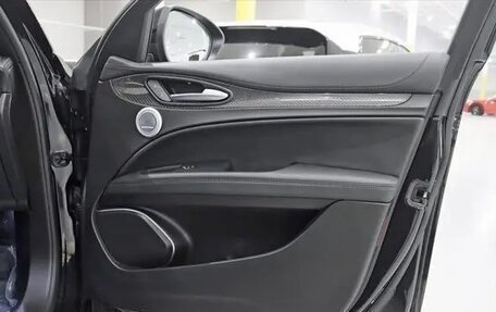 Alfa Romeo Stelvio, 2021 год, 6 254 782 рублей, 31 фотография