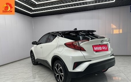Toyota C-HR I рестайлинг, 2021 год, 1 500 000 рублей, 6 фотография