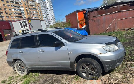Mitsubishi Outlander III рестайлинг 3, 2007 год, 300 000 рублей, 2 фотография
