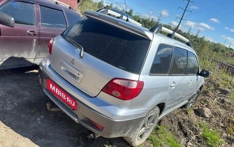Mitsubishi Outlander III рестайлинг 3, 2007 год, 300 000 рублей, 3 фотография