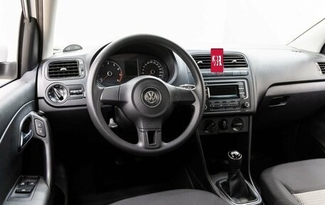 Volkswagen Polo VI (EU Market), 2014 год, 837 000 рублей, 27 фотография