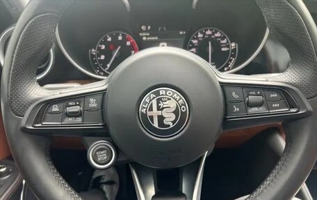 Alfa Romeo Giulia II, 2021 год, 3 939 907 рублей, 37 фотография