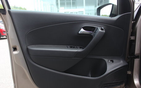 Volkswagen Polo VI (EU Market), 2019 год, 1 085 000 рублей, 8 фотография