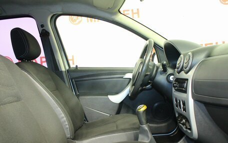 Renault Sandero I, 2013 год, 690 000 рублей, 10 фотография