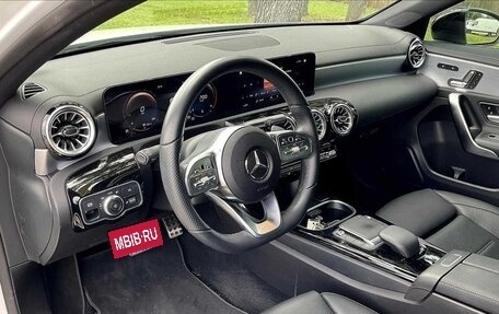 Mercedes-Benz A-Класс, 2021 год, 4 165 000 рублей, 8 фотография