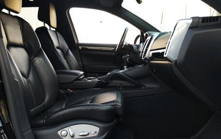 Porsche Cayenne III, 2013 год, 2 744 000 рублей, 25 фотография