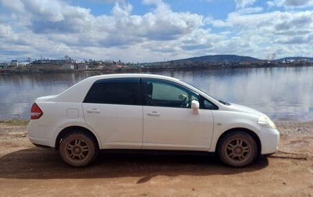 Nissan Tiida, 2011 год, 700 000 рублей, 3 фотография