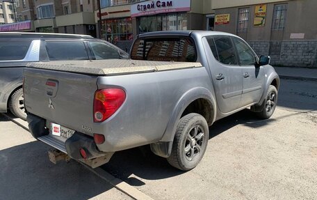 Mitsubishi L200 IV рестайлинг, 2014 год, 1 650 000 рублей, 4 фотография