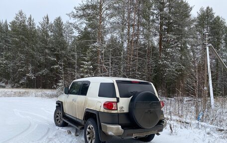 Toyota FJ Cruiser, 2014 год, 4 500 000 рублей, 7 фотография