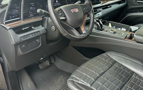 Cadillac Escalade V, 2023 год, 14 300 000 рублей, 5 фотография