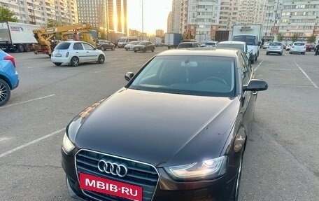 Audi A4, 2013 год, 1 540 000 рублей, 10 фотография