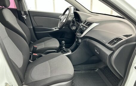 Hyundai Solaris II рестайлинг, 2013 год, 680 000 рублей, 11 фотография