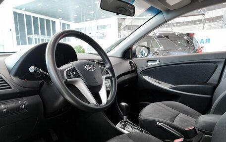 Hyundai Solaris II рестайлинг, 2013 год, 799 000 рублей, 16 фотография