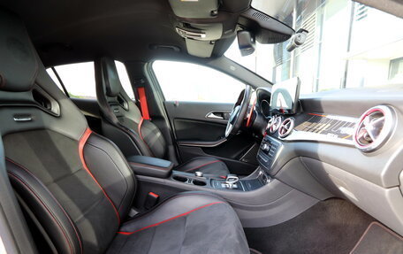 Mercedes-Benz GLA AMG, 2015 год, 2 300 000 рублей, 8 фотография