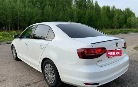 Volkswagen Jetta VI, 2017 год, 1 060 000 рублей, 5 фотография