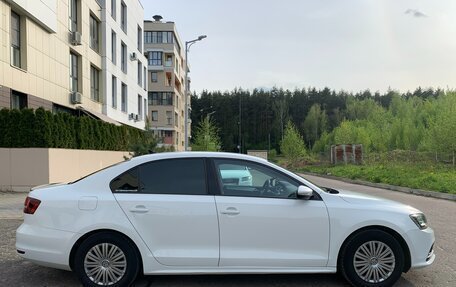 Volkswagen Jetta VI, 2017 год, 1 060 000 рублей, 8 фотография