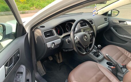 Volkswagen Jetta VI, 2017 год, 1 060 000 рублей, 10 фотография