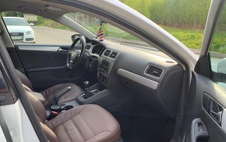 Volkswagen Jetta VI, 2017 год, 1 060 000 рублей, 9 фотография