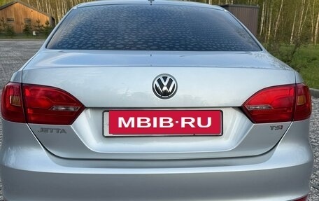 Volkswagen Jetta VI, 2013 год, 1 320 000 рублей, 8 фотография